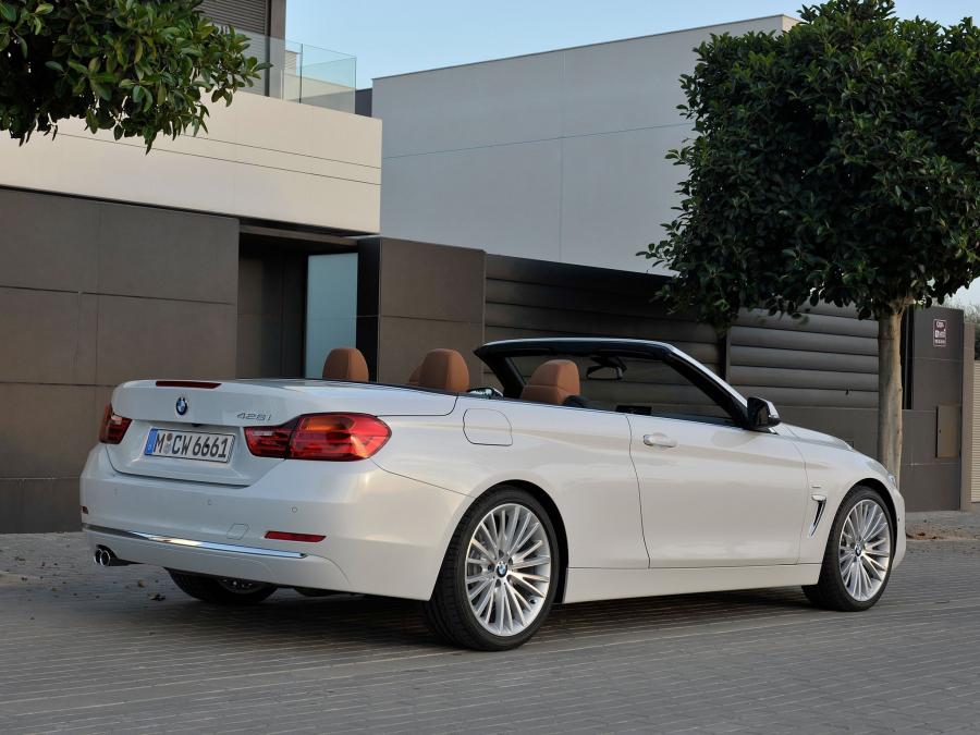  BMW 428i Convertible Luxury Line 2013 года  (фото 4 из 19)